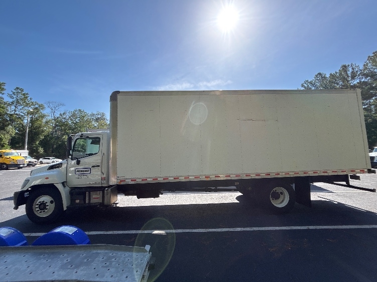 2023 Hino L6 in Fort Myers, FL — photo 4
