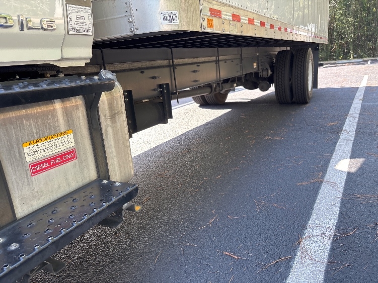 2023 Hino L6 in Fort Myers, FL — photo 5