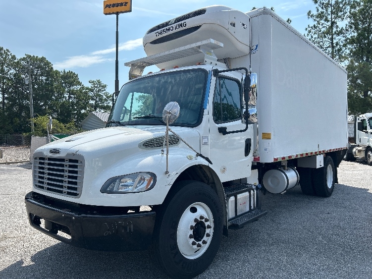2019 Freightliner eM2 in Concord, NC — photo 3