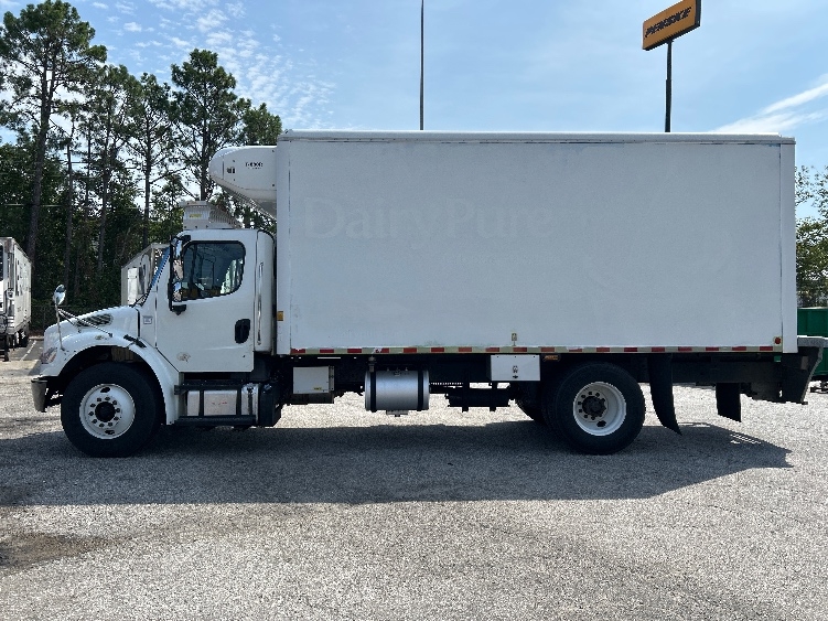 2019 Freightliner eM2 in Concord, NC — photo 4