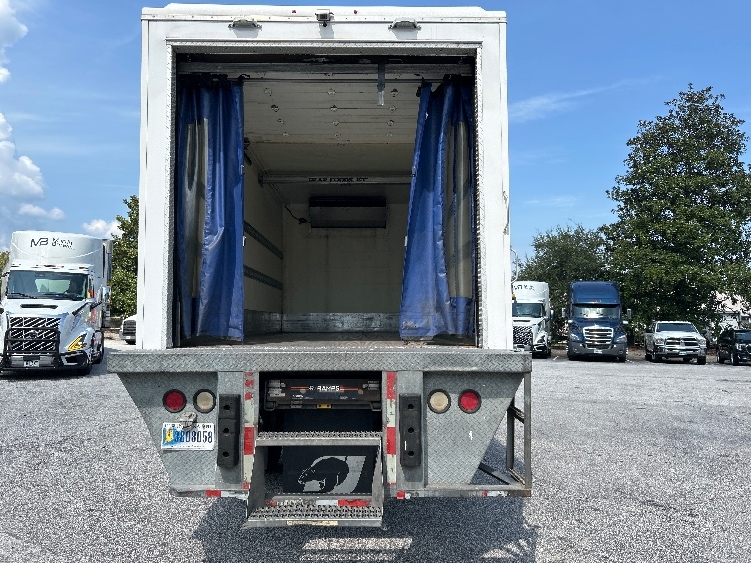 2019 Freightliner eM2 in Concord, NC — photo 8