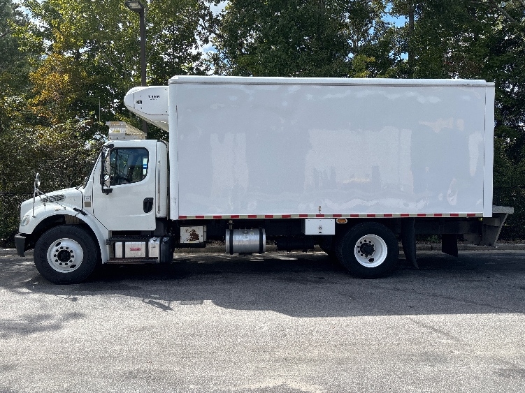 2019 Freightliner eM2 in Ladson, SC — photo 4