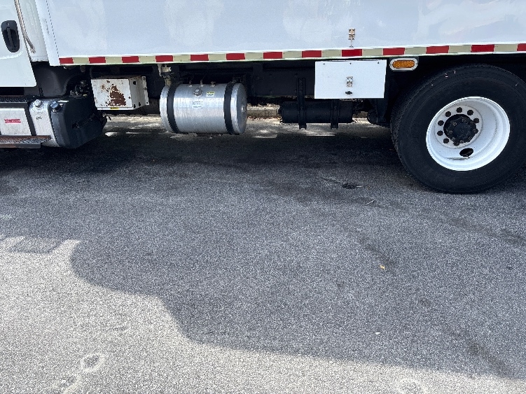 2019 Freightliner eM2 in Ladson, SC — photo 5