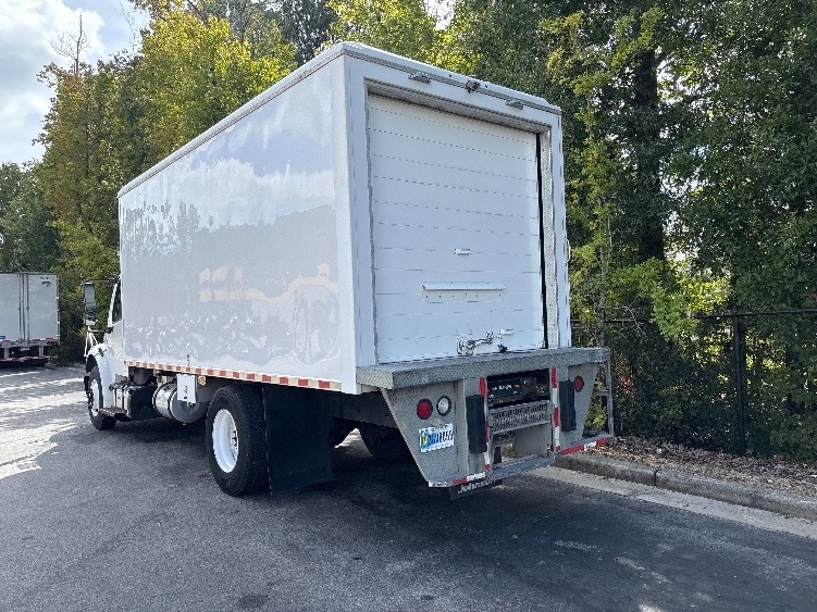 2019 Freightliner eM2 in Ladson, SC — photo 6