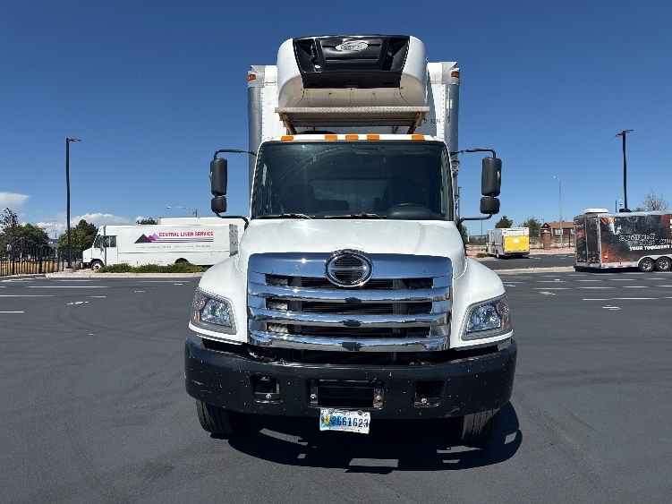 2018 Hino 268 in Aurora, CO — photo 2