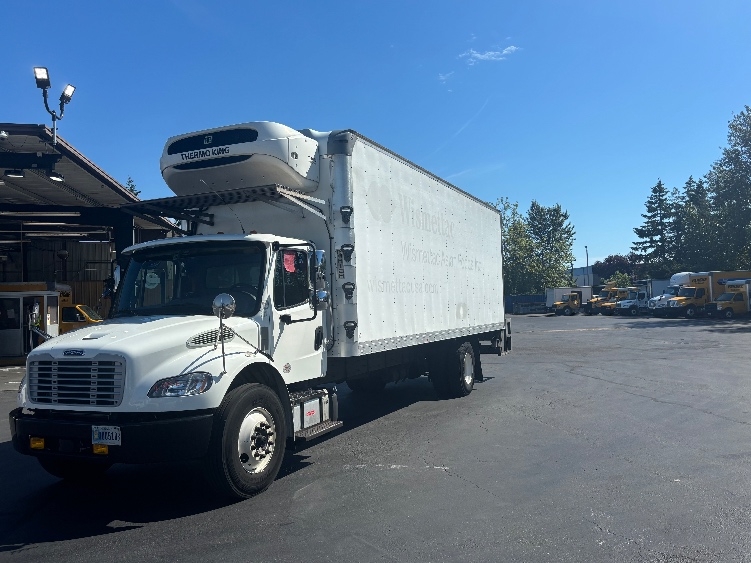 2021 Freightliner eM2 in Kent, WA — photo 3