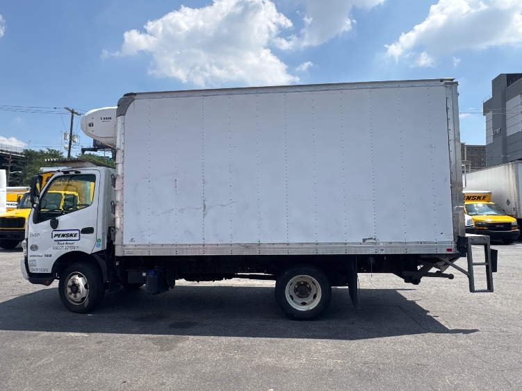2019 Hino 195 in Parsippany, NJ — photo 4