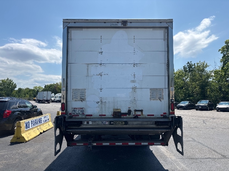 2019 Freightliner eM2 in Akron, OH — photo 7