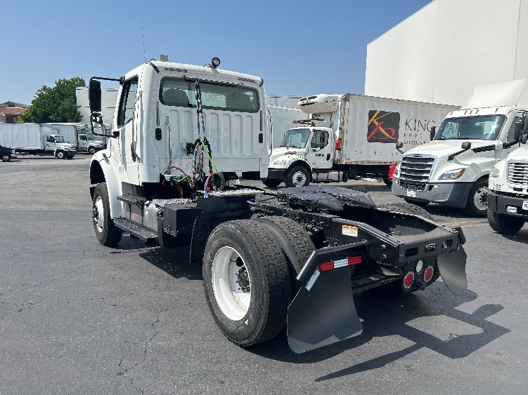 2019 Freightliner eM2 in Torrance, CA — photo 5