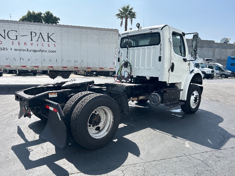 2019 Freightliner eM2 in Torrance, CA — photo 7