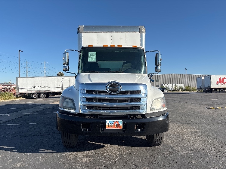 2019 Hino 268 in Salt Lake City, UT — photo 2