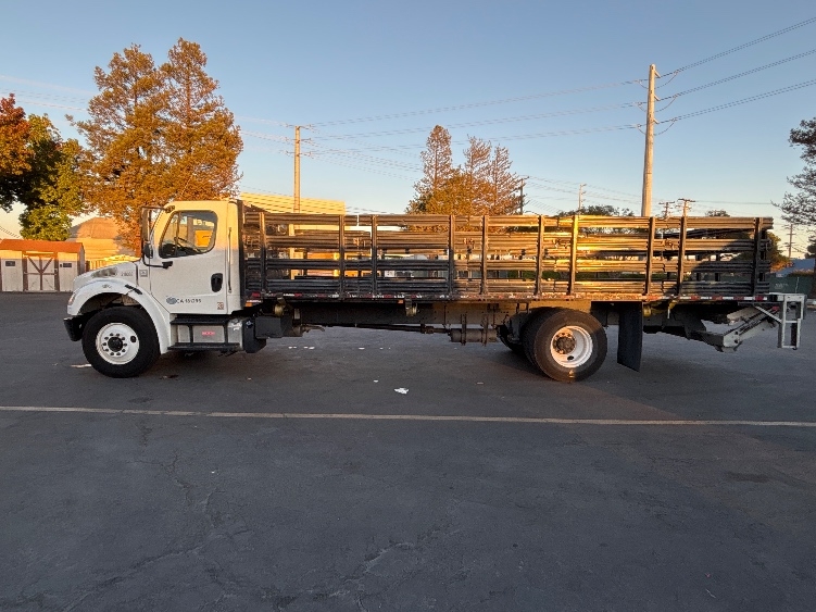 2019 Freightliner eM2 in West Sacramento, CA — photo 4