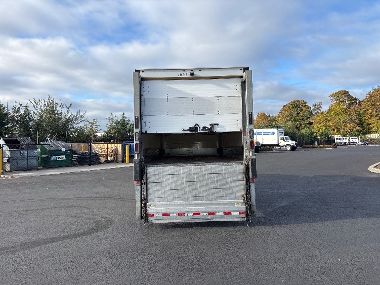 2019 Hino 338 in Everett, WA — photo 8