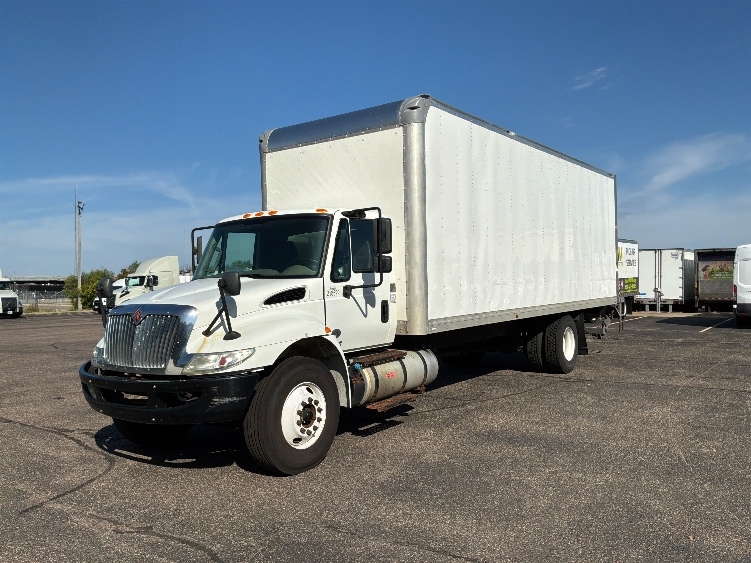 2019 International 4300 in Chicago (Melrose Park), IL — photo 3