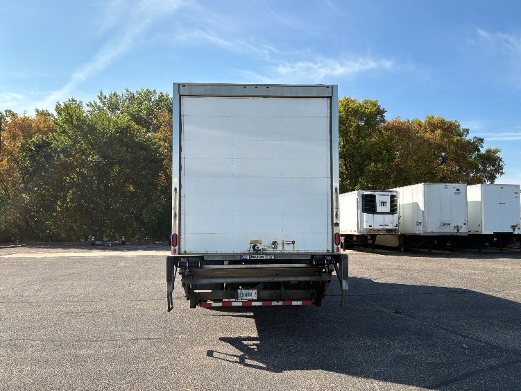 2019 International 4300 in Chicago (Melrose Park), IL — photo 7