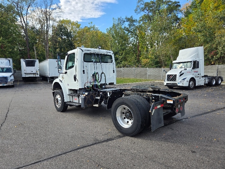 2019 Freightliner eM2 in Ypsilanti, MI — photo 5
