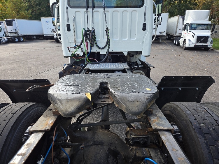 2019 Freightliner eM2 in Ypsilanti, MI — photo 6