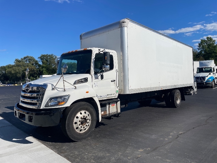 2019 Hino 338 in Pennsauken, NJ — photo 3