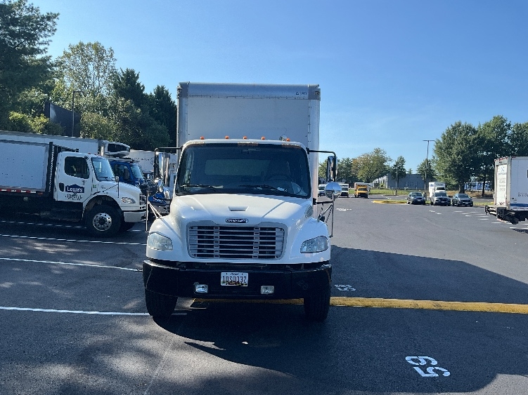 2019 Freightliner eM2 in Capitol Heights, MD — photo 2