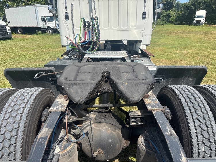 2019 Freightliner eM2 in Poplar Bluff, MO — photo 6