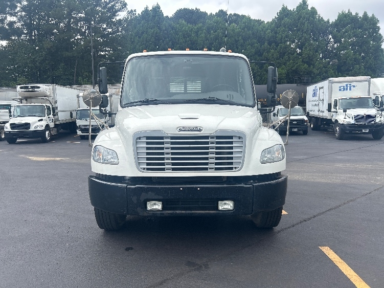 2019 Freightliner eM2 in Norcross, GA — photo 2