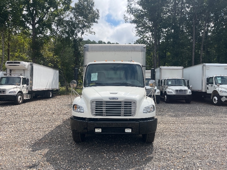 2019 Freightliner eM2 in Suwanee, GA — photo 2