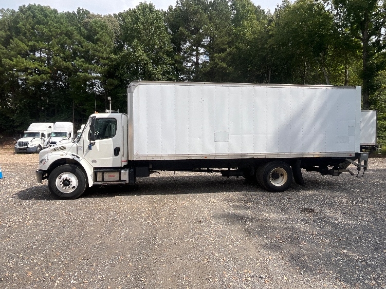 2019 Freightliner eM2 in Suwanee, GA — photo 4