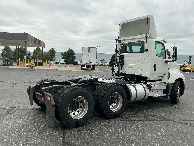 2019 International LT in South Bend, IN — photo 7