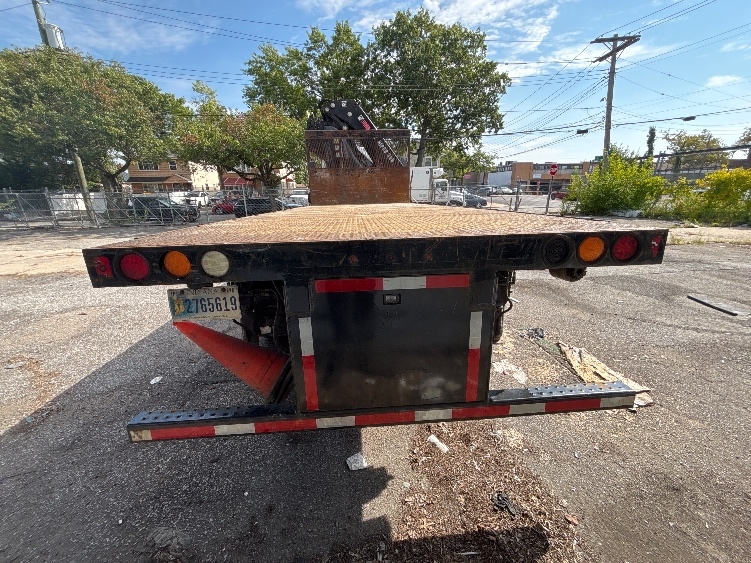 2019 Freightliner 114SD in Jamaica, NY — photo 7