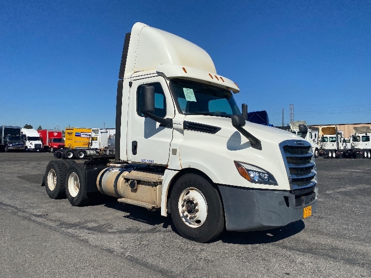 2019 Freightliner Cascadia in Torrance, CA