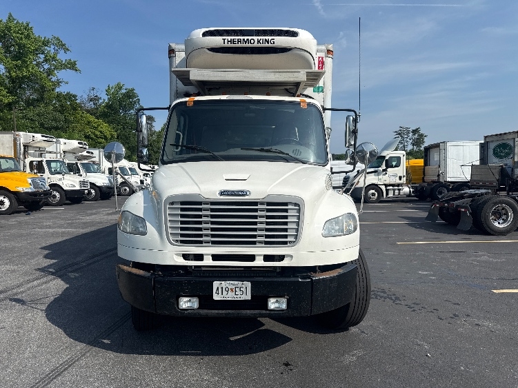 2019 Freightliner eM2 in Jessup, MD — photo 2