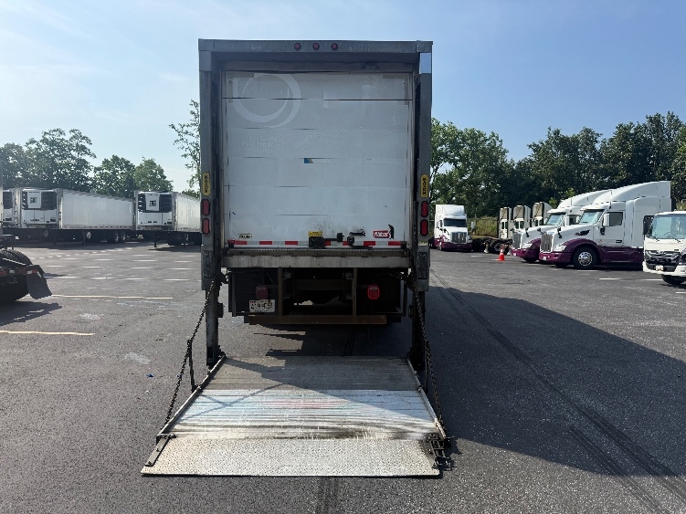 2019 Freightliner eM2 in Jessup, MD — photo 8