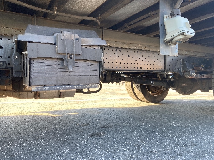 2019 Isuzu NQR in Torrance, CA — photo 5