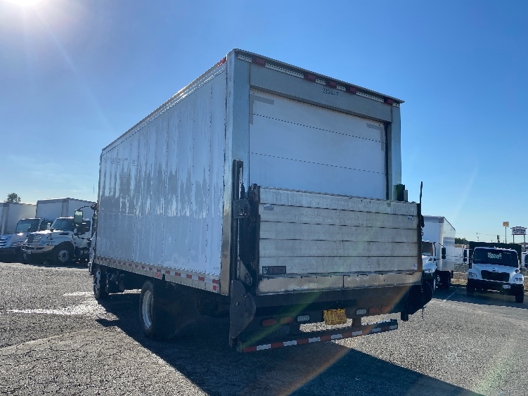 2019 Isuzu NQR in Torrance, CA — photo 6