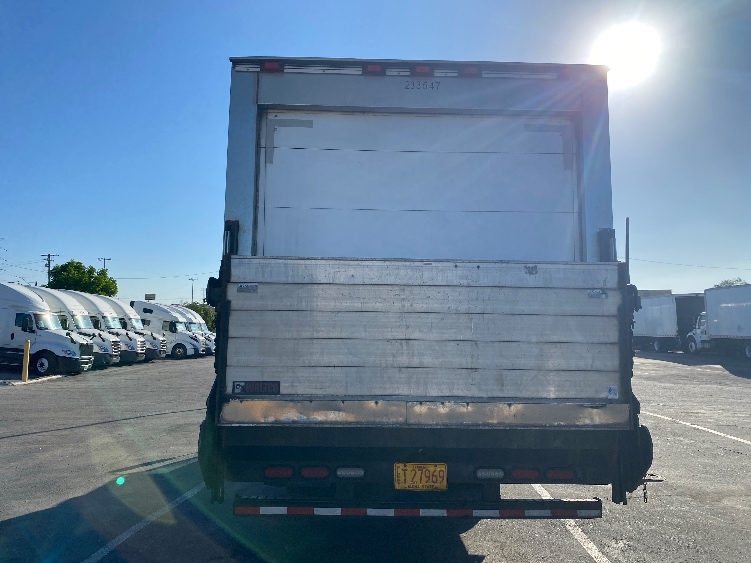 2019 Isuzu NQR in Torrance, CA — photo 7
