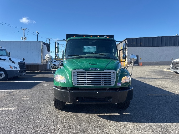 2019 Freightliner eM2 in North Bergen, NJ — photo 2