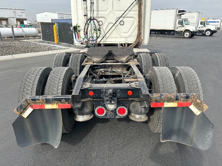 2019 Freightliner Cascadia in Pasco, WA — photo 6