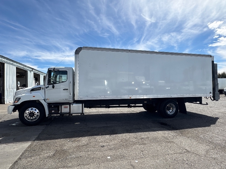 2019 Hino 338 in West Sacramento, CA — photo 4