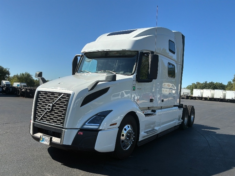 2024 Volvo in Bensalem, PA — photo 3
