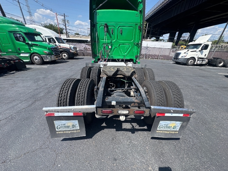 2019 Freightliner Cascadia in Dayton, NJ — photo 6