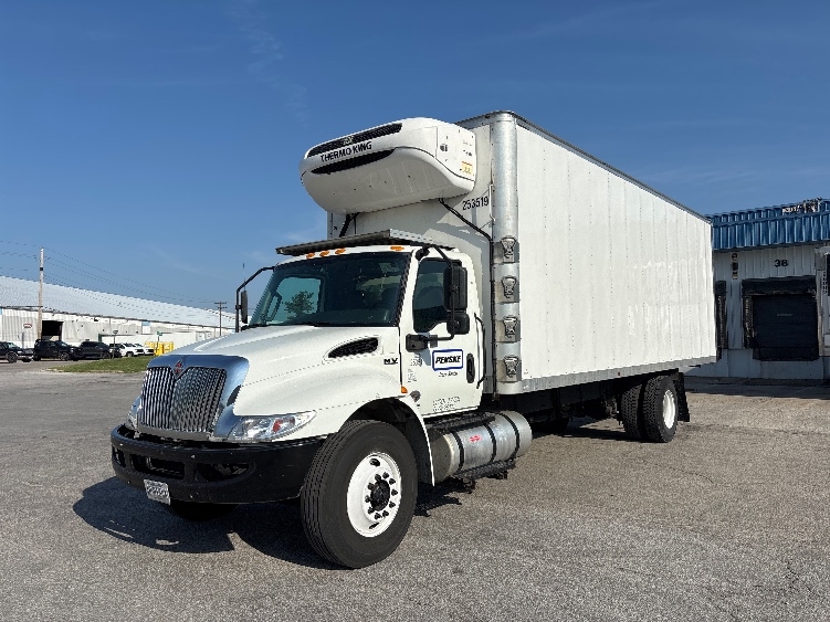 2023 International MV in Indianapolis, IN — photo 3