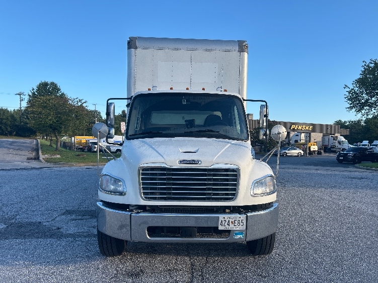 2021 Freightliner eM2 in Essex, MD — photo 2
