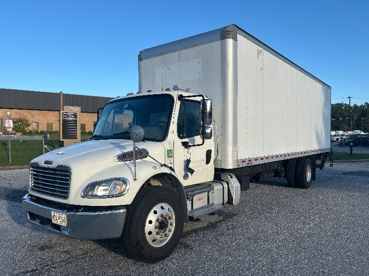 2021 Freightliner eM2 in Essex, MD — photo 3