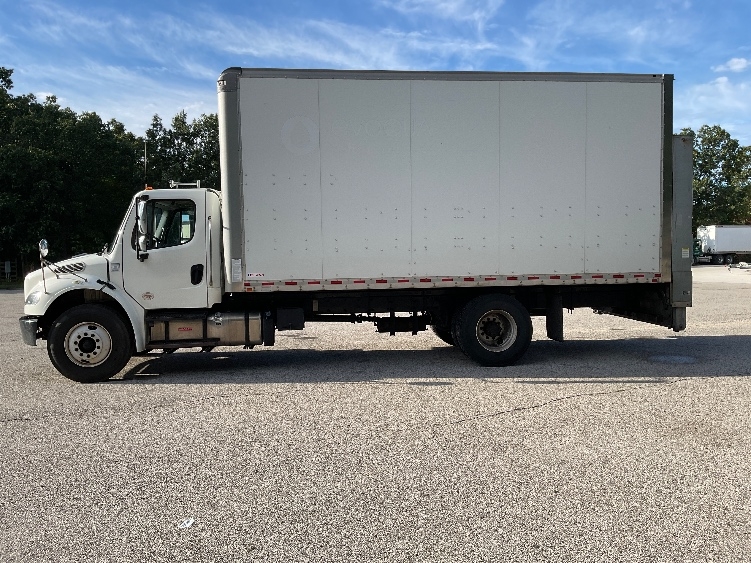 2019 Freightliner eM2 in Ashland, VA — photo 4