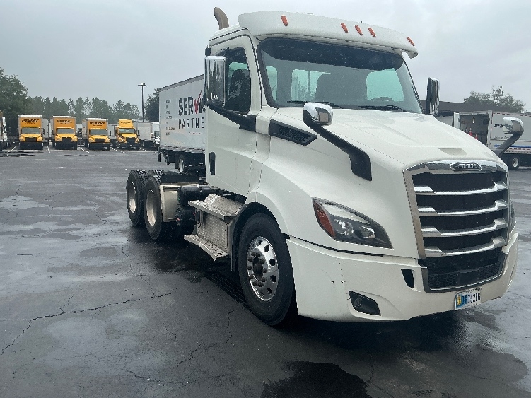 2019 Freightliner Cascadia in Pensacola, FL
