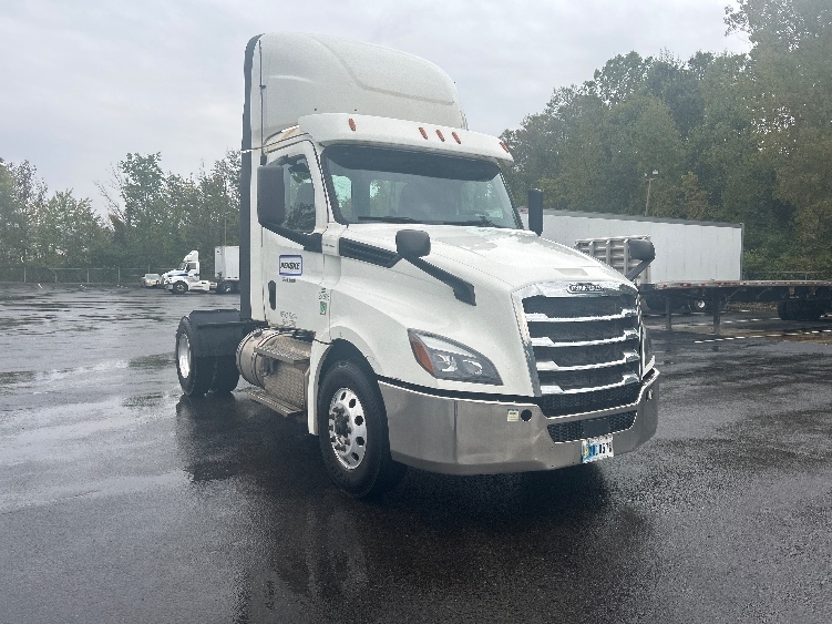 2019 Freightliner Cascadia in Binghamton, NY