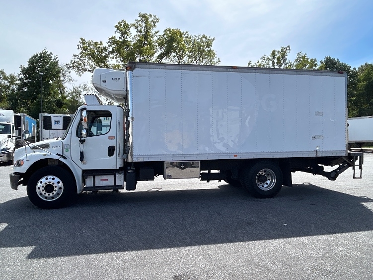 2019 Freightliner eM2 in Belcamp, MD — photo 4