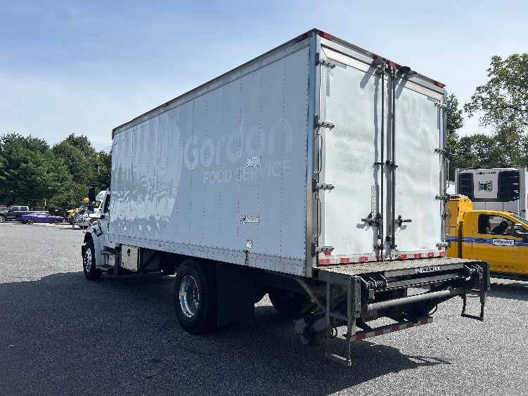 2019 Freightliner eM2 in Belcamp, MD — photo 6