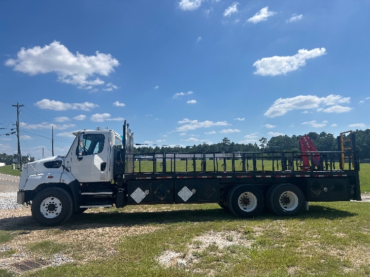 2019 Freightliner 114SD in Hattiesburg, MS — photo 4