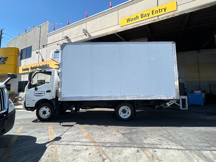 2019 Hino 195 in Torrance, CA — photo 4